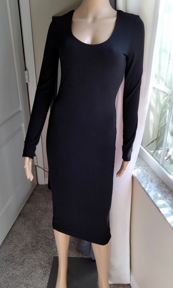 Black fitted dress